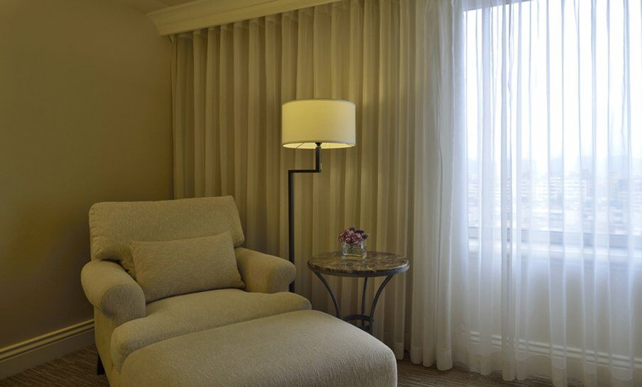 The Sherwood Tchaj-pej Exteriér fotografie A floor lamp